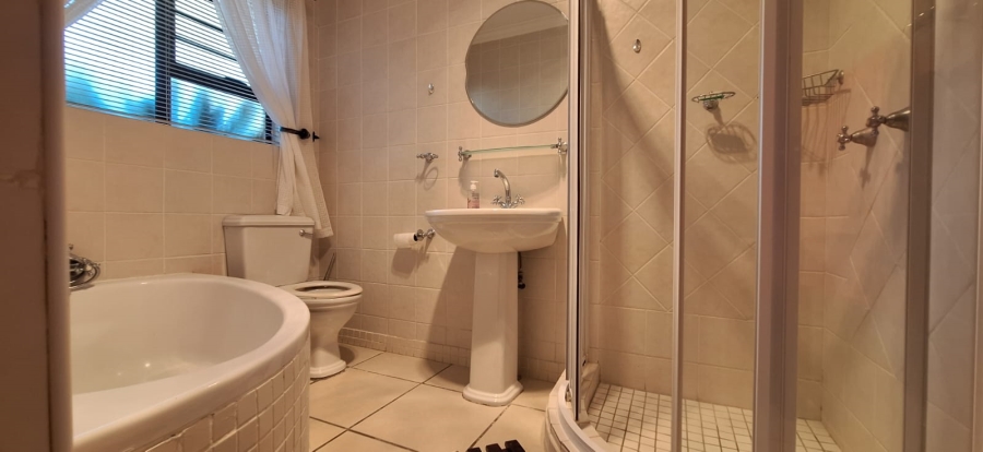 4 Bedroom Property for Sale in Hillcrest Northern Cape